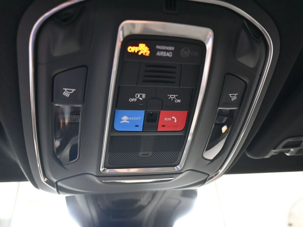 New 2026 Diamond Black Crystal Pearlcoat Dodge Scat Pack image 24
