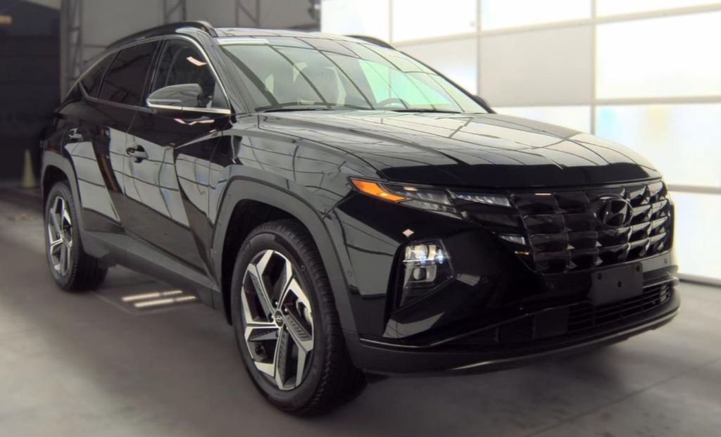 Used 2023 Black Hyundai Limited image 2