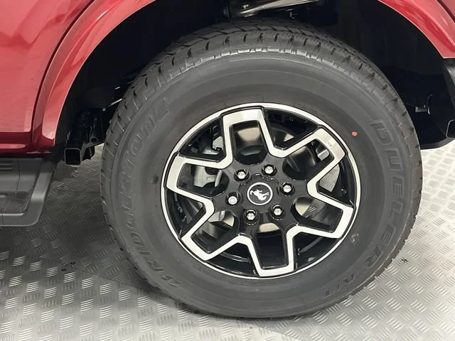 New 2026 Ruby Red Metallic Tinted Clearcoat Ford Outer Banks image 21