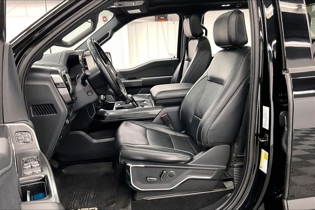 Used 2023 Agate Black Metallic Ford Lariat image 24