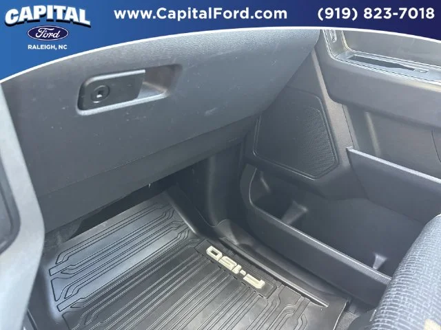 Used 2024 Black Ford XLT image 26