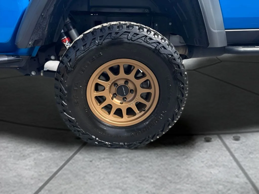 Used 2021 Blue Jeep Mojave image 32