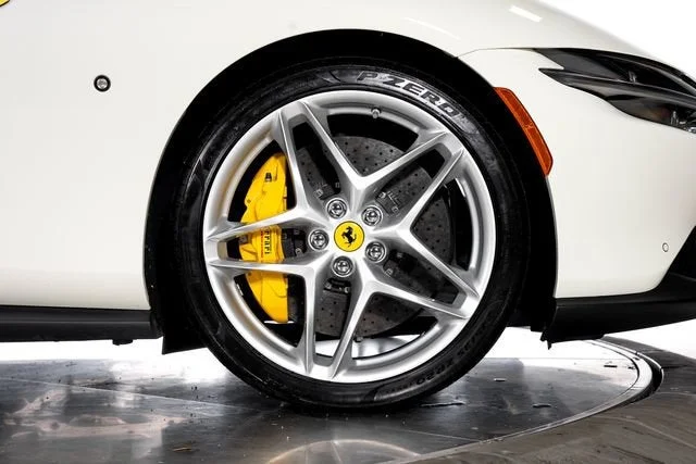 Used 2024 Bianco Avus Ferrari  image 21
