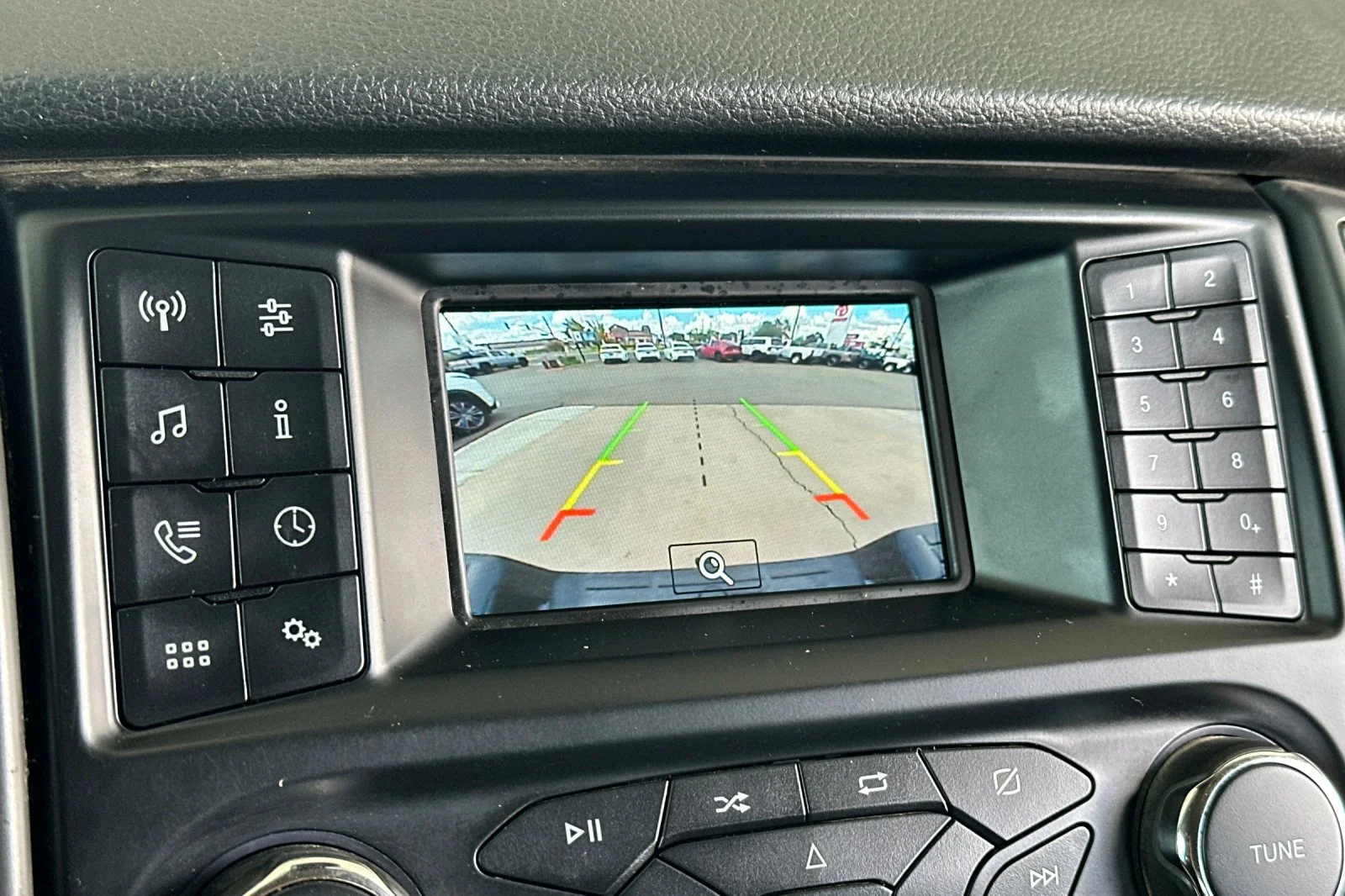 Used 2021 White Ford XL image 18