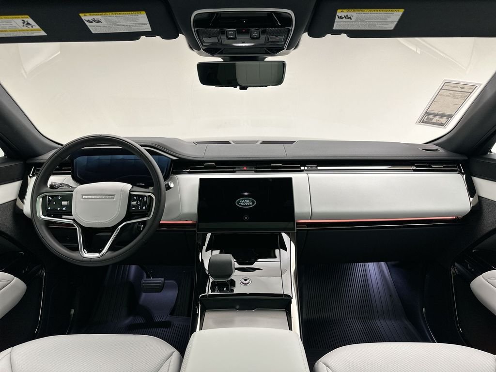 New 2027  Land Rover SE image 8