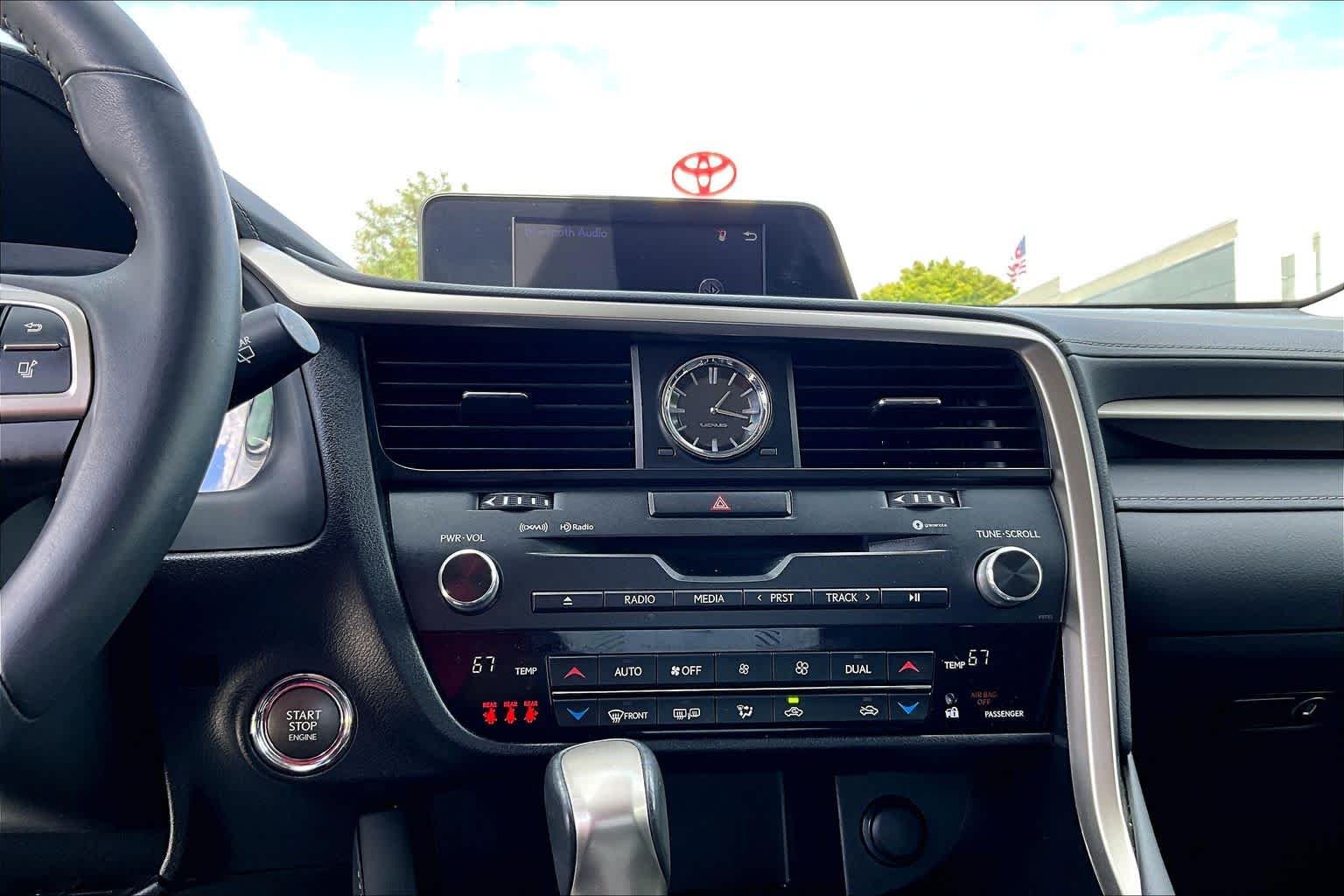 Used 2019 Obsidian Lexus  image 35