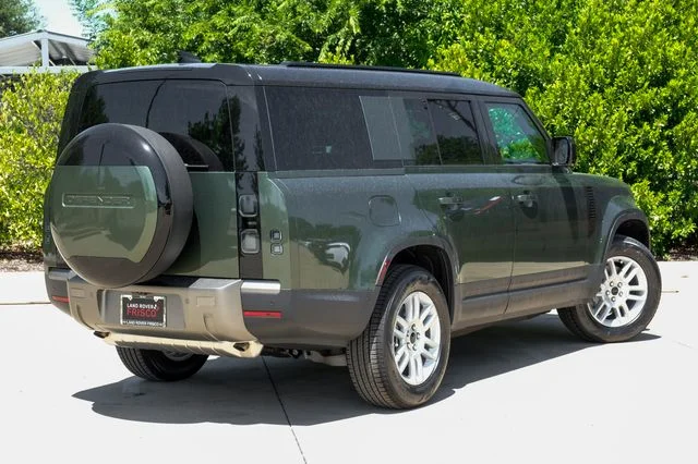 New 2026 Green Land Rover S image 11