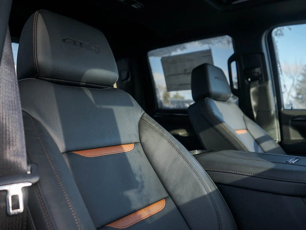 2026 GMC Sierra 2500HD AT4 - Photo 10