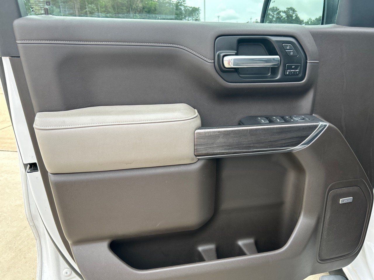 Used 2021 SUMMIT WHITE Chevrolet LTZ image 10