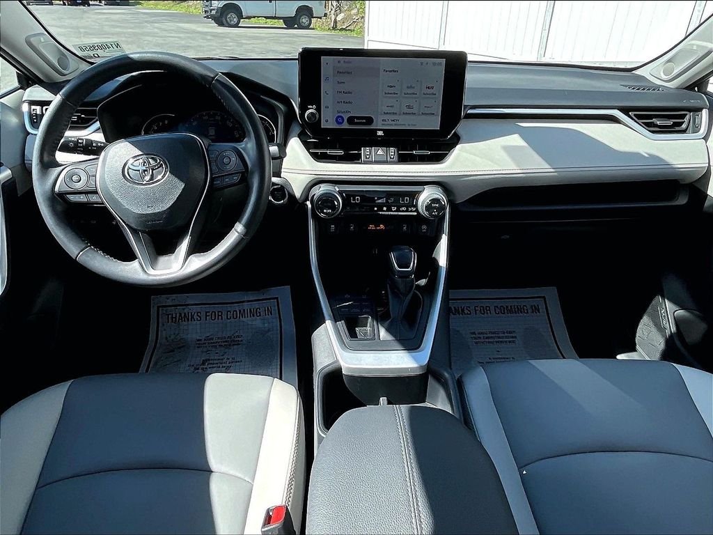 Used 2025 Blueprint Toyota XLE Premium image 21