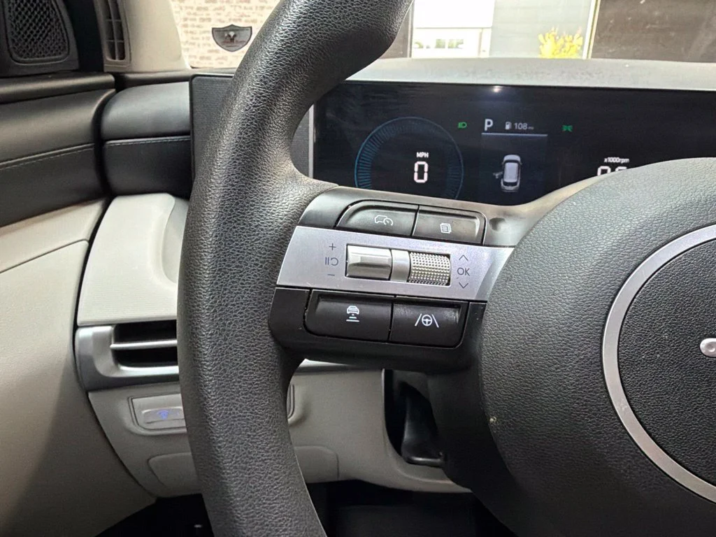 Used 2026 Rockwood Green Hyundai SEL image 17