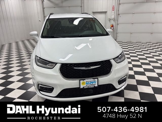 Used 2022 Chrysler Pacifica Touring L with VIN 2C4RC1BG9NR115689 for sale in Rochester, Minnesota