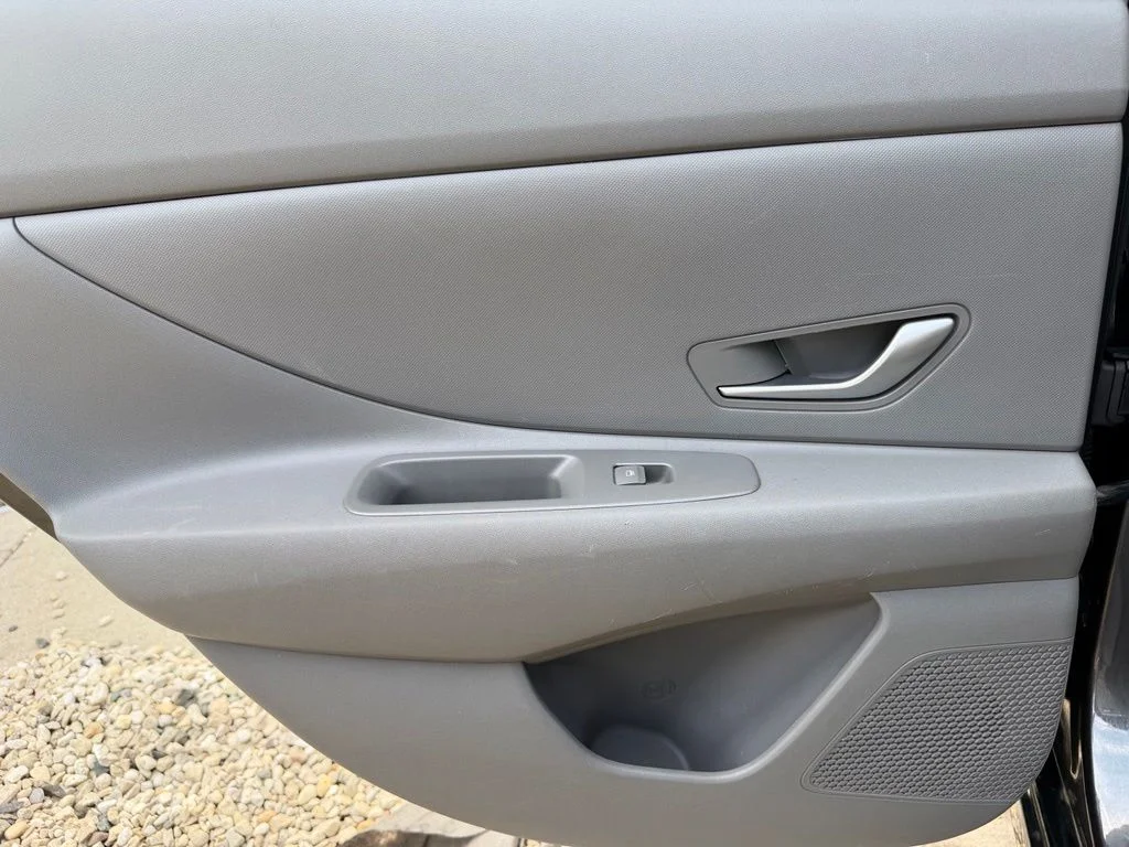 Used 2023 Gray Hyundai SEL image 19