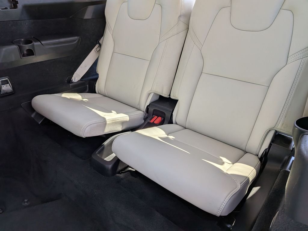 Used 2022 Gray Volvo T6 Inscription image 30