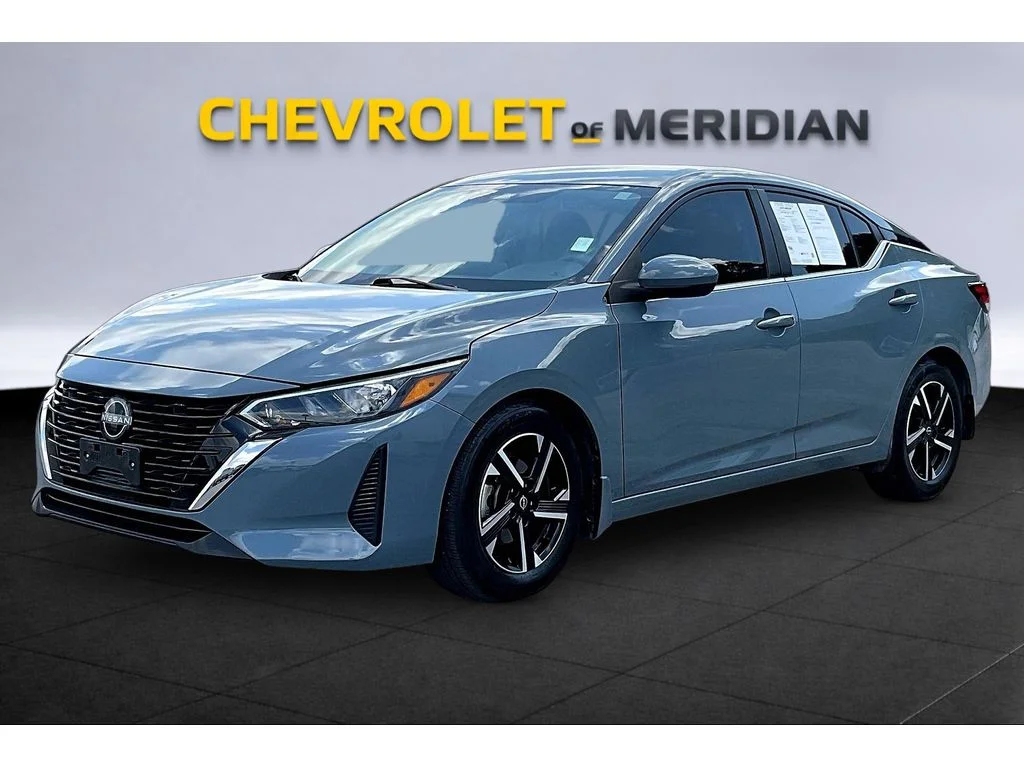 Used 2024 Gray Nissan SV image 10