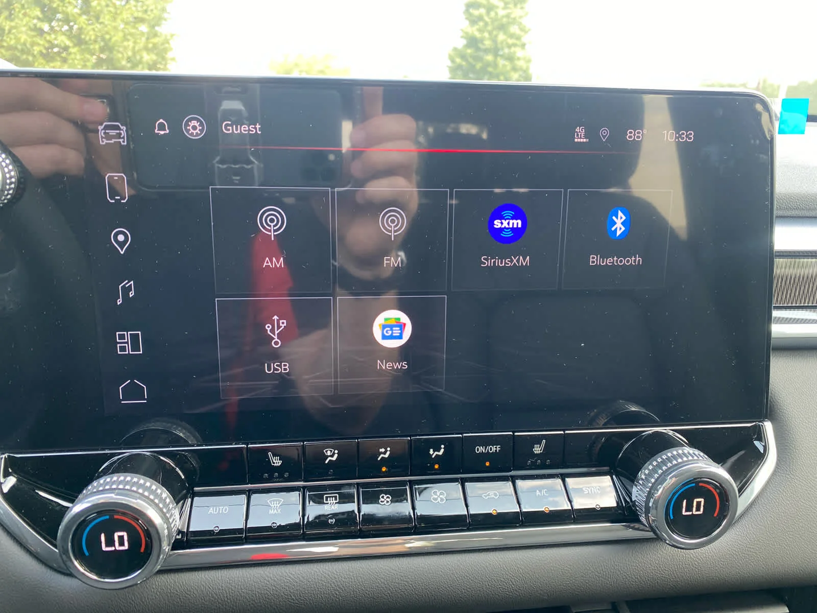 New 2026 Onyx Black GMC Elevation image 15