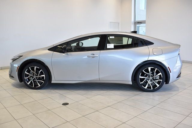 New 2026 Cutting Edge Toyota  XSE Premium image 3