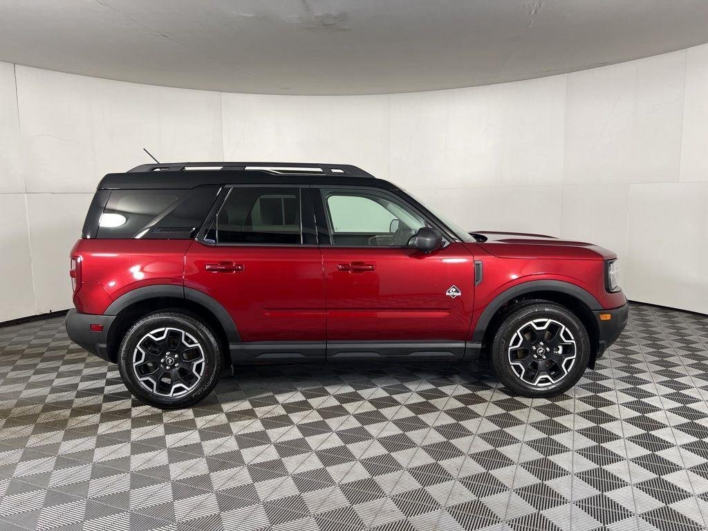 Used 2025 Ruby Red Metallic Ford Outer Banks image 10