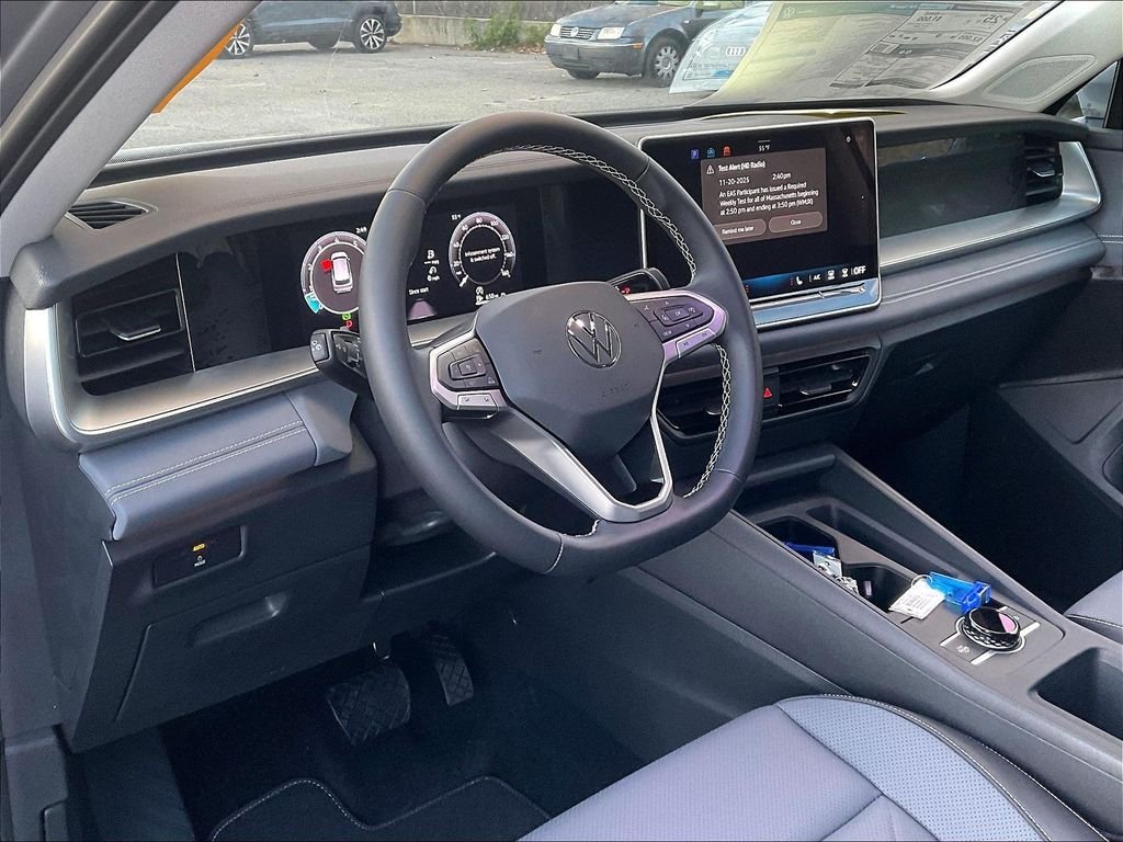 New 2026 Silver Volkswagen 2.0T SE image 9