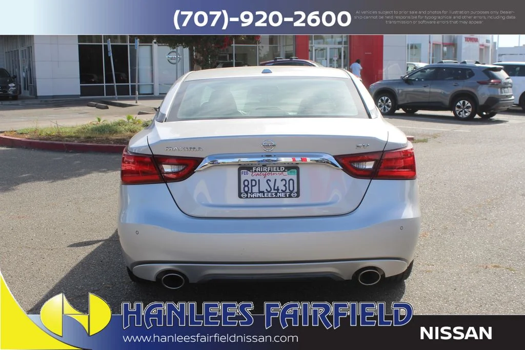 Used 2018 Silver Nissan 3.5 SV image 8