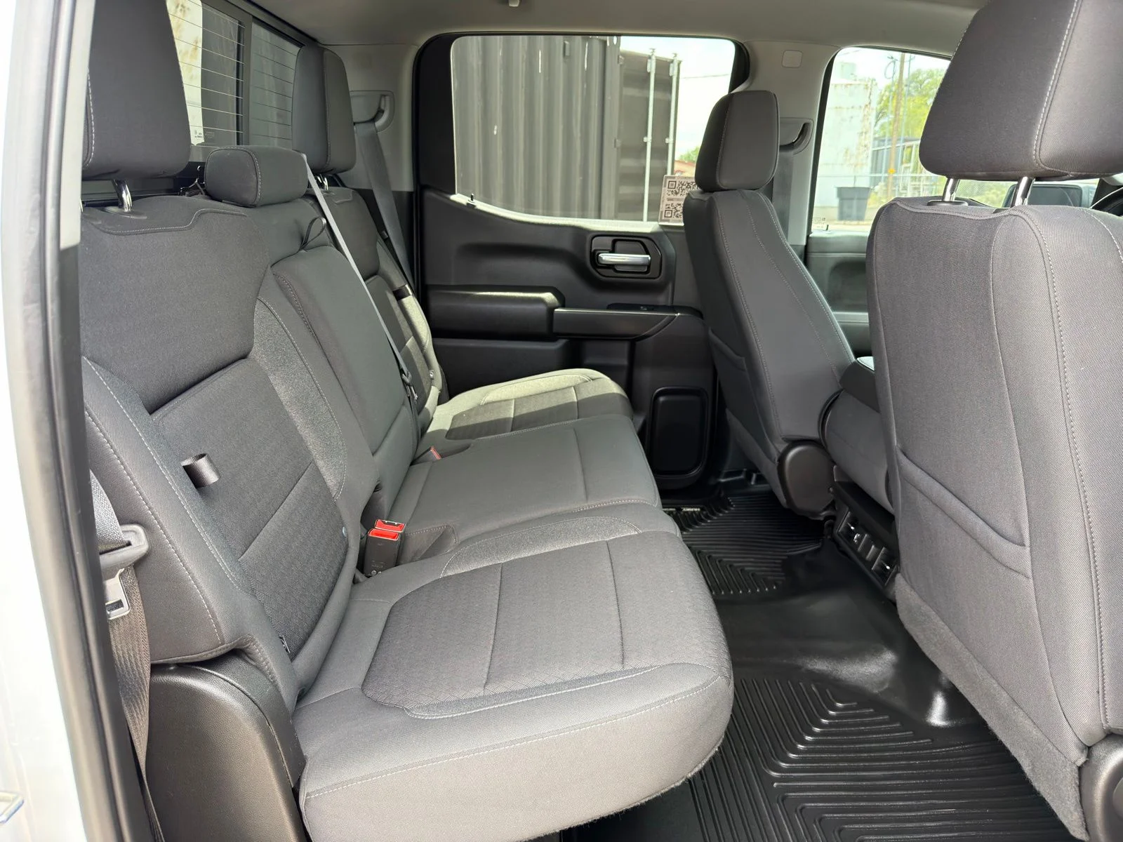 Used 2022 White Chevrolet LT image 35