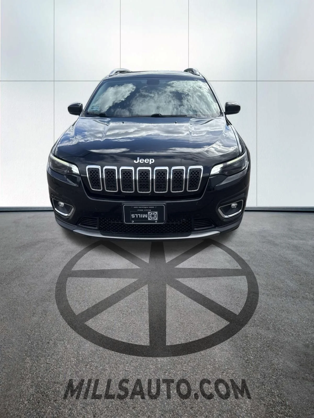 Used 2019 Jeep Cherokee Limited with VIN 1C4PJMDX8KD232495 for sale in Baxter, Minnesota