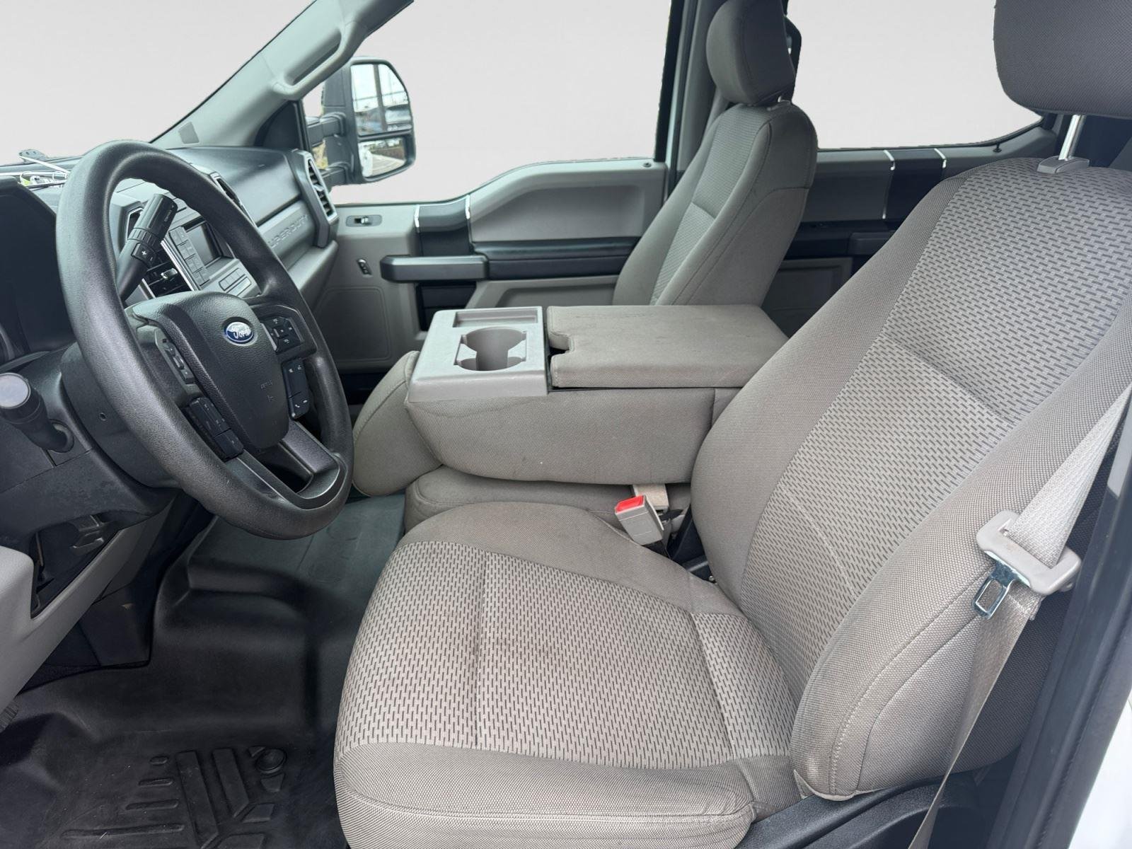 2018 Ford F-350 Super Duty XLT - Photo 10