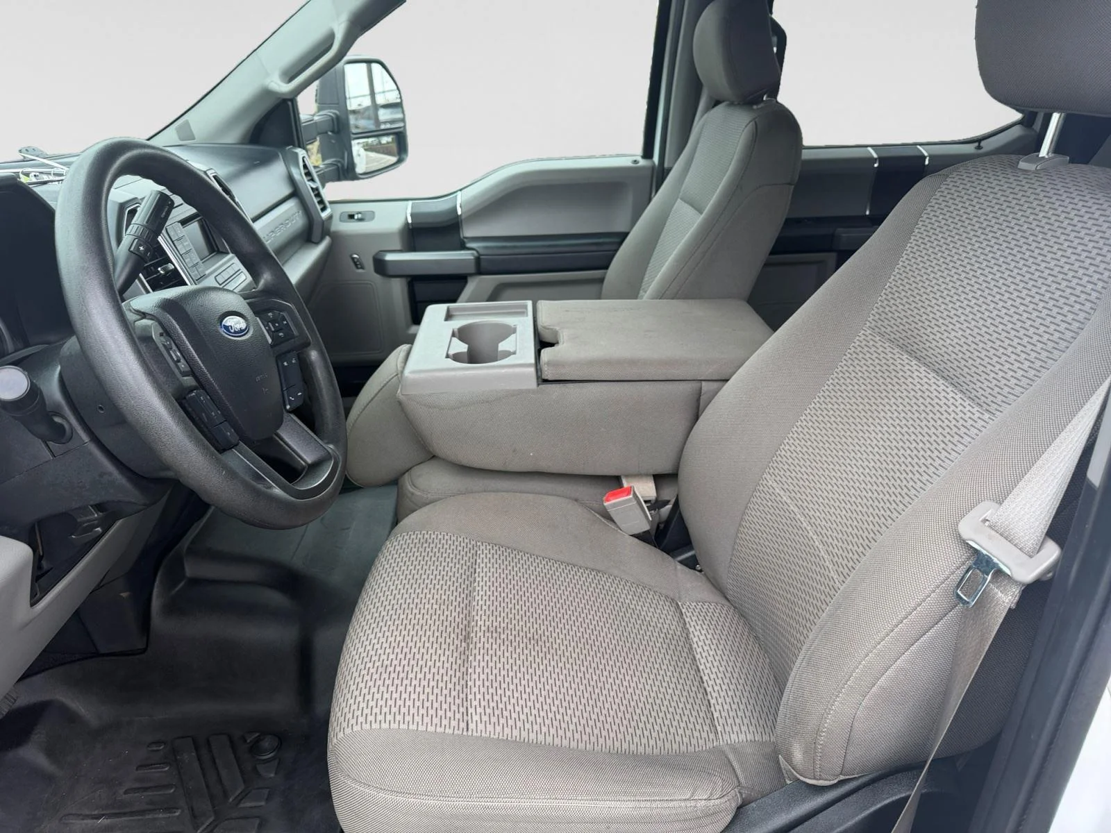 2018 Ford F-350 Super Duty XLT - Photo 10