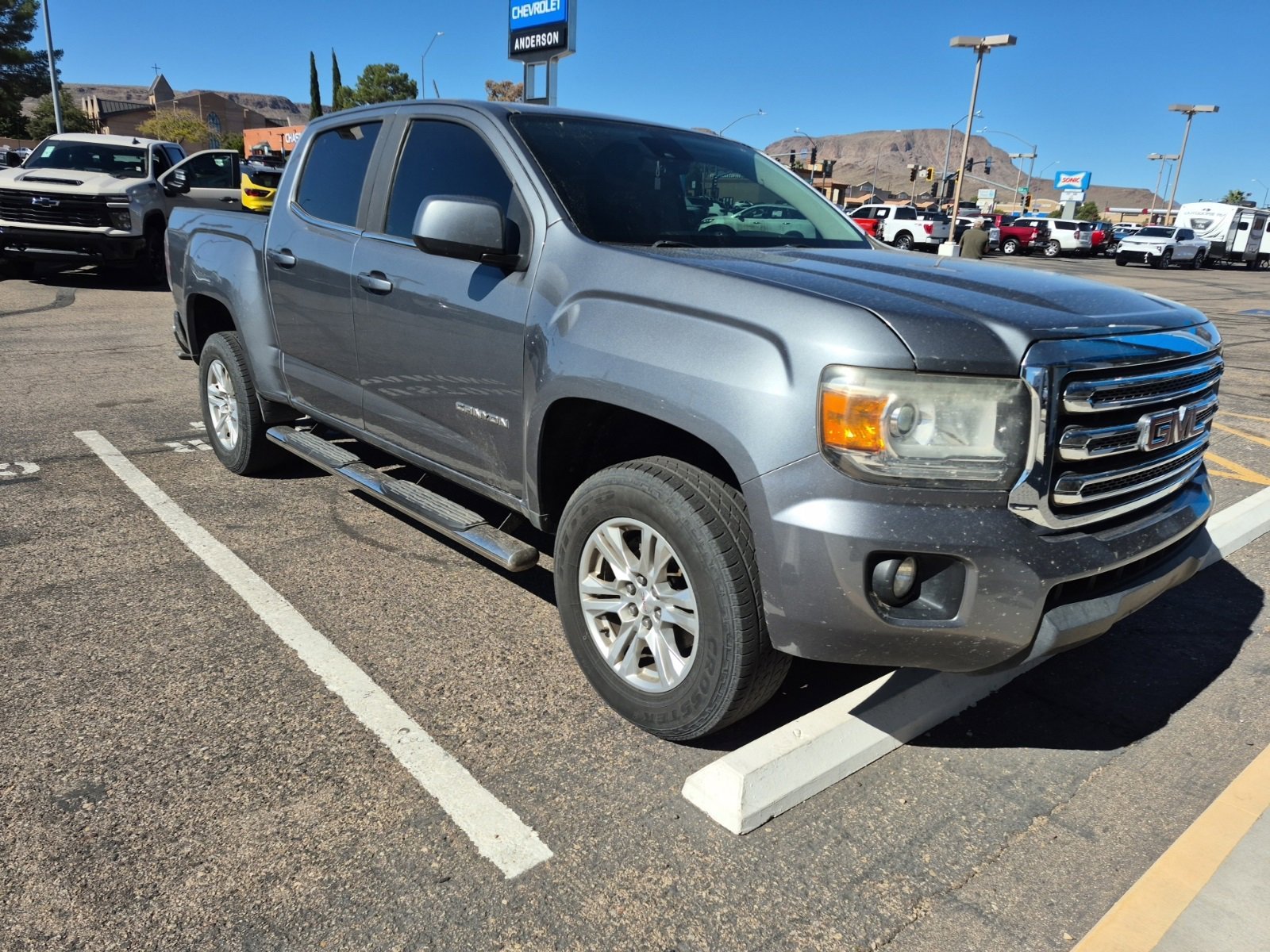 2019 Gmc Canyon SLE photo 2