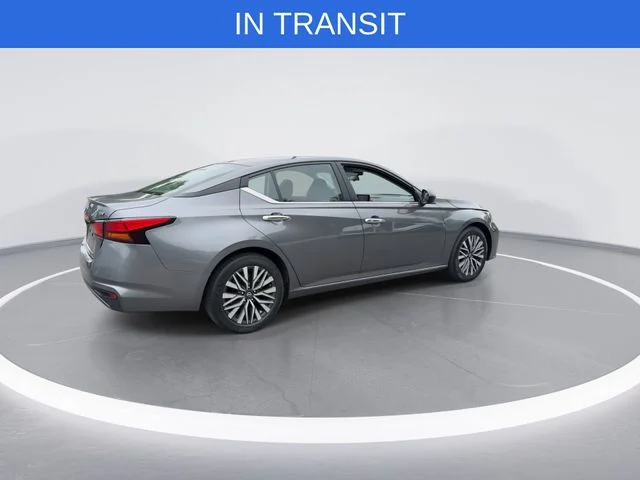 Used 2024 Gray Nissan 2.5 SV image 8