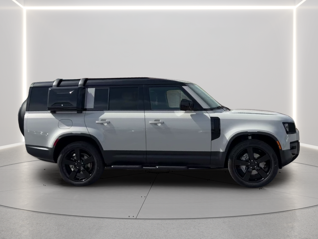 New 2026 Borasco Grey Land Rover S image 4