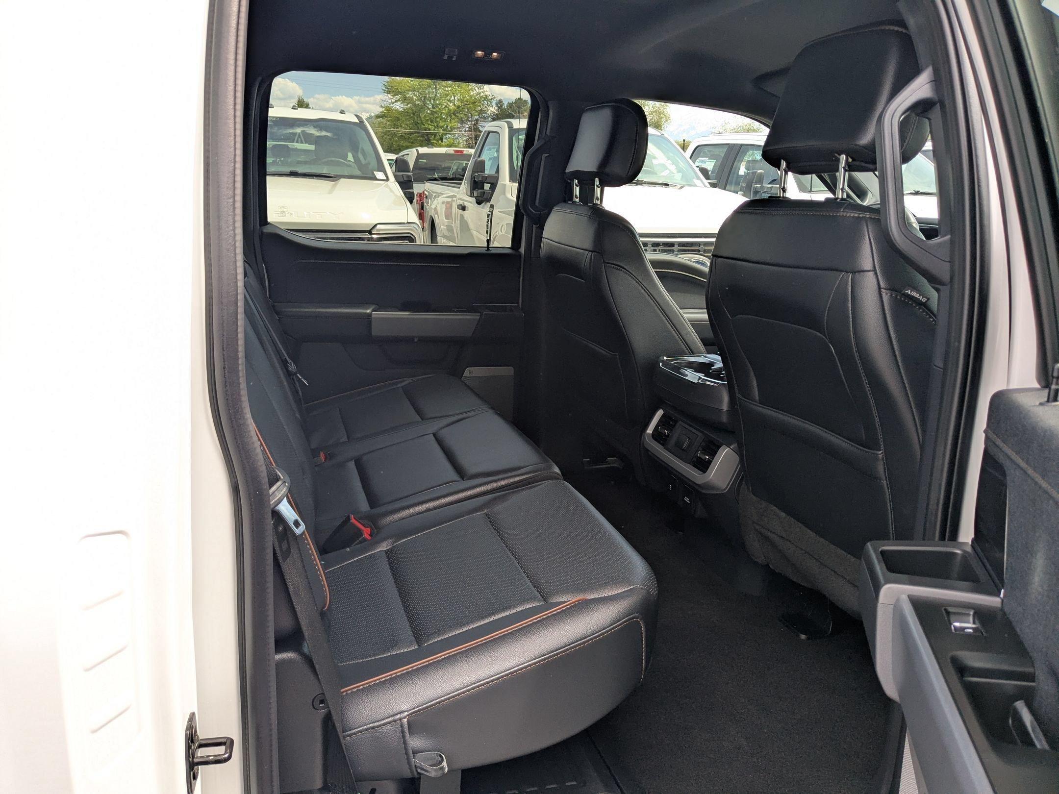 Used 2024 White Ford LARIAT image 34