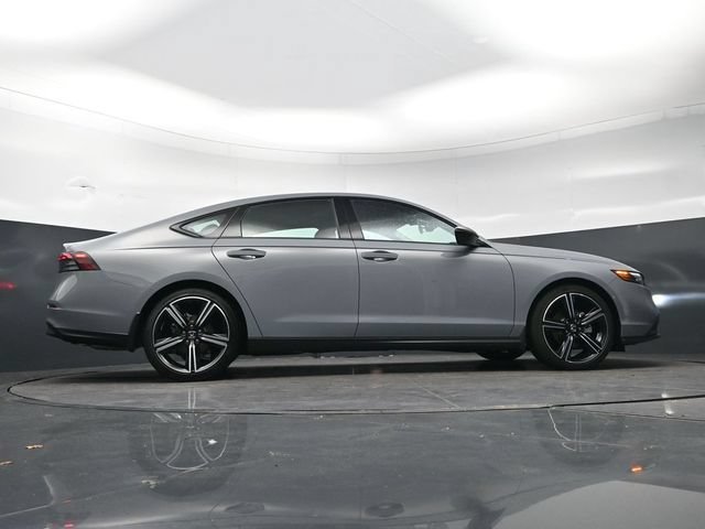 Certified Used 2026 Urban Gray Pearl Honda SE image 64