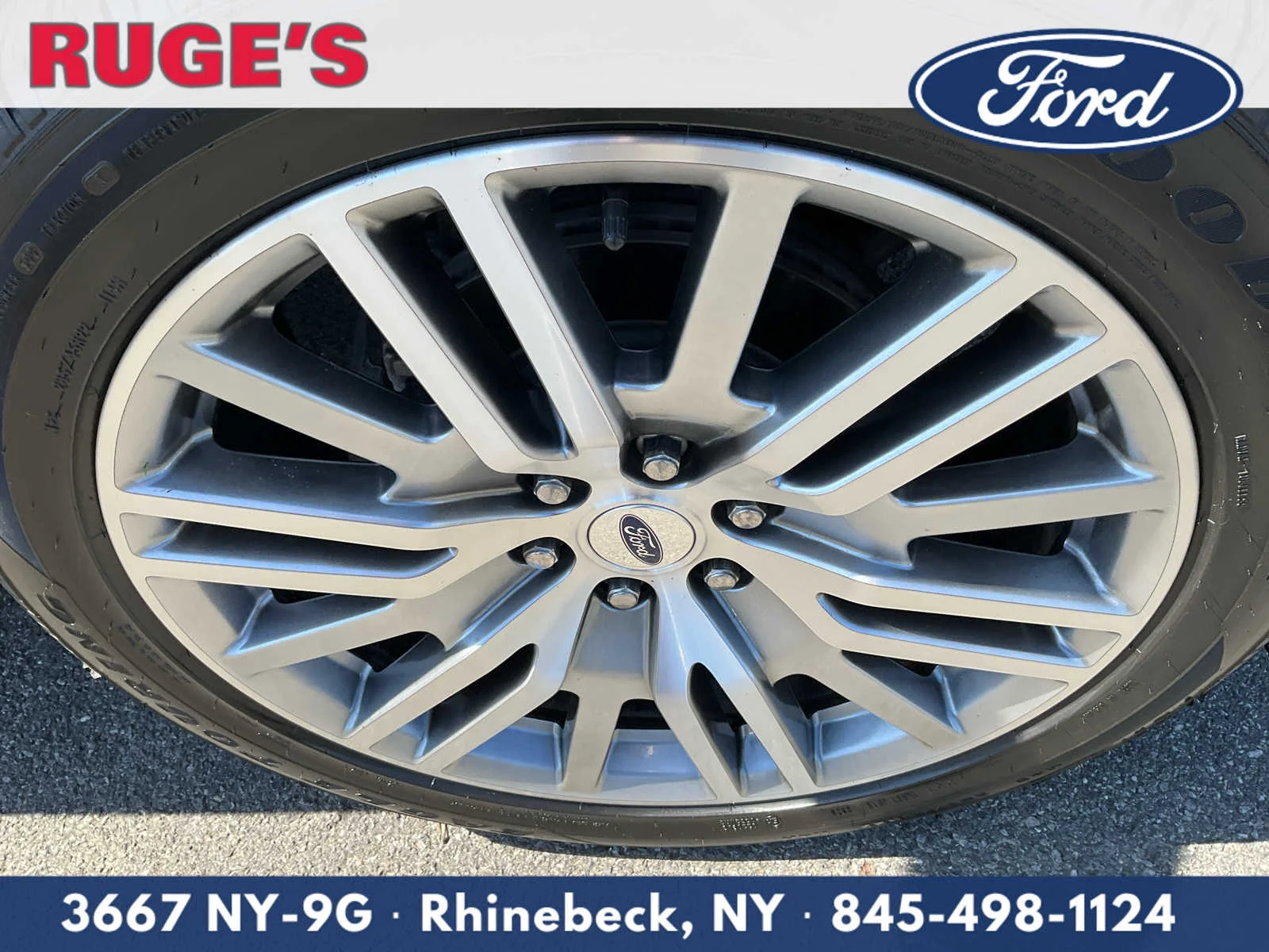 Used 2024 Agate Black Ford Limited image 9