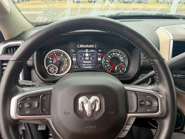 Used 2024 Silver Ram Laramie image 18
