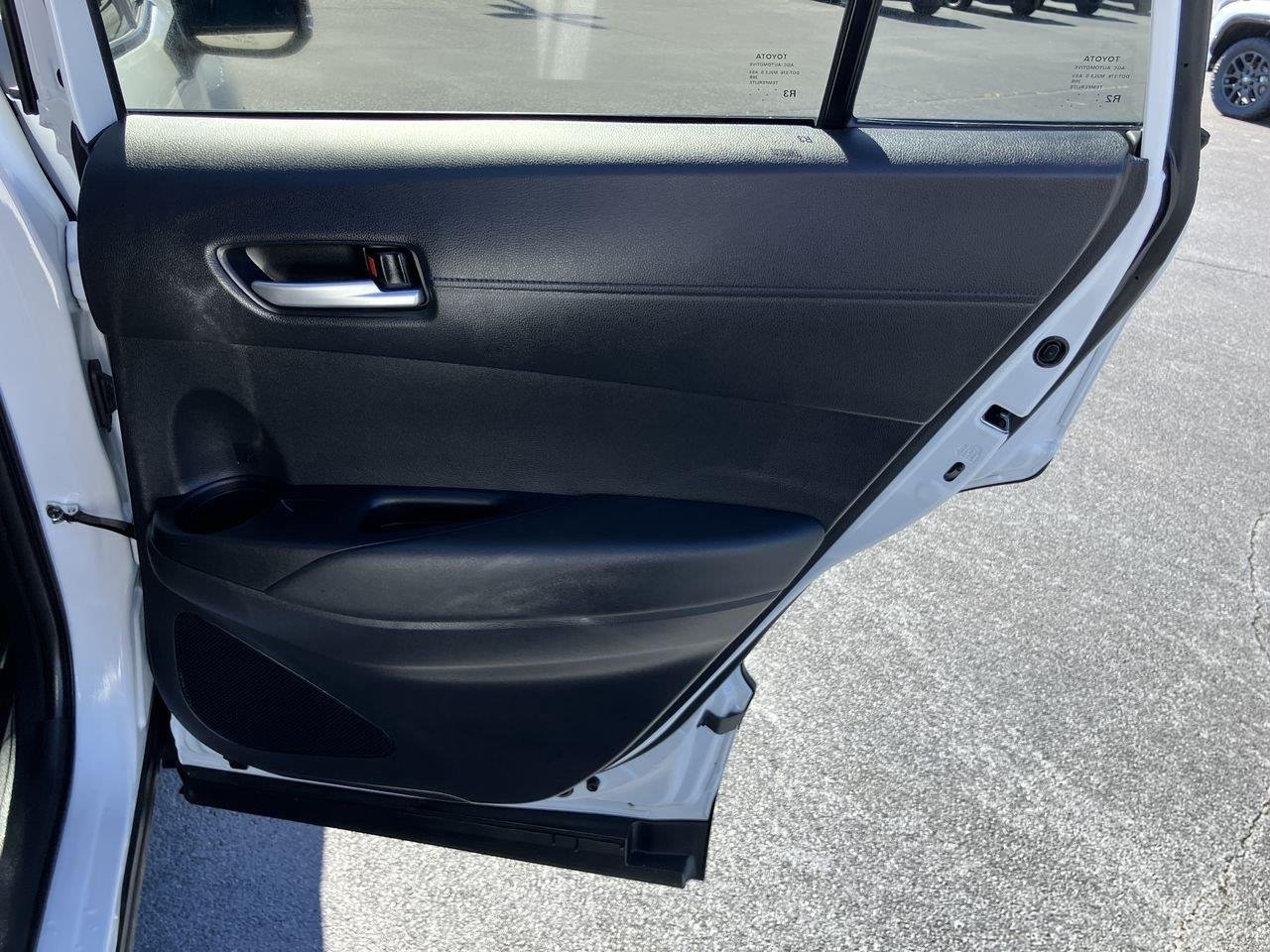 Used 2026 White (Wind Chill Pearl) Toyota XLE image 29