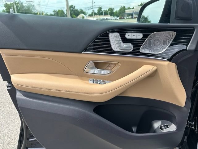 New 2026 Black Mercedes-Benz GLS 450 image 57