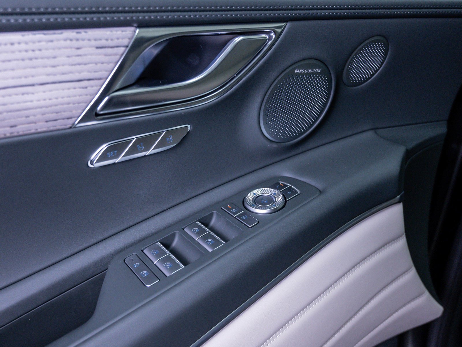 2026 GENESIS GV80 Advanced - Photo 19