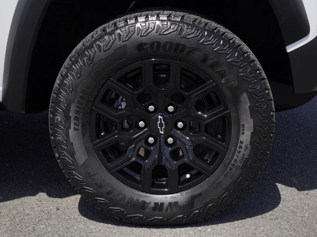 Certified Used 2024 White Chevrolet Trail Boss image 9