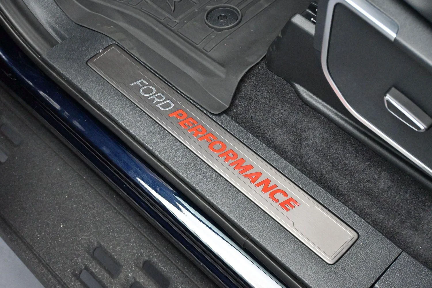Used 2025 Antimatter Blue Ford Raptor image 15