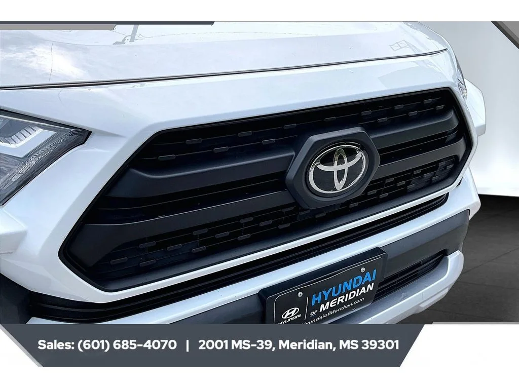 Used 2024 Ice Cap Toyota Adventure image 21