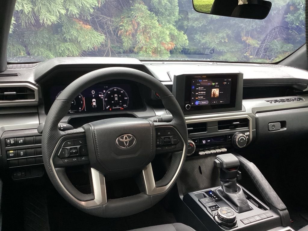 Certified Used 2026  Toyota TRD Off-Road image 10