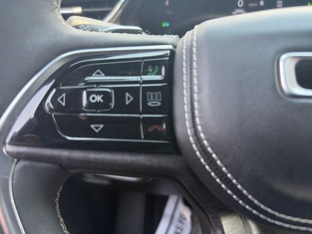 Used 2022 White Jeep Overland 4xe image 23