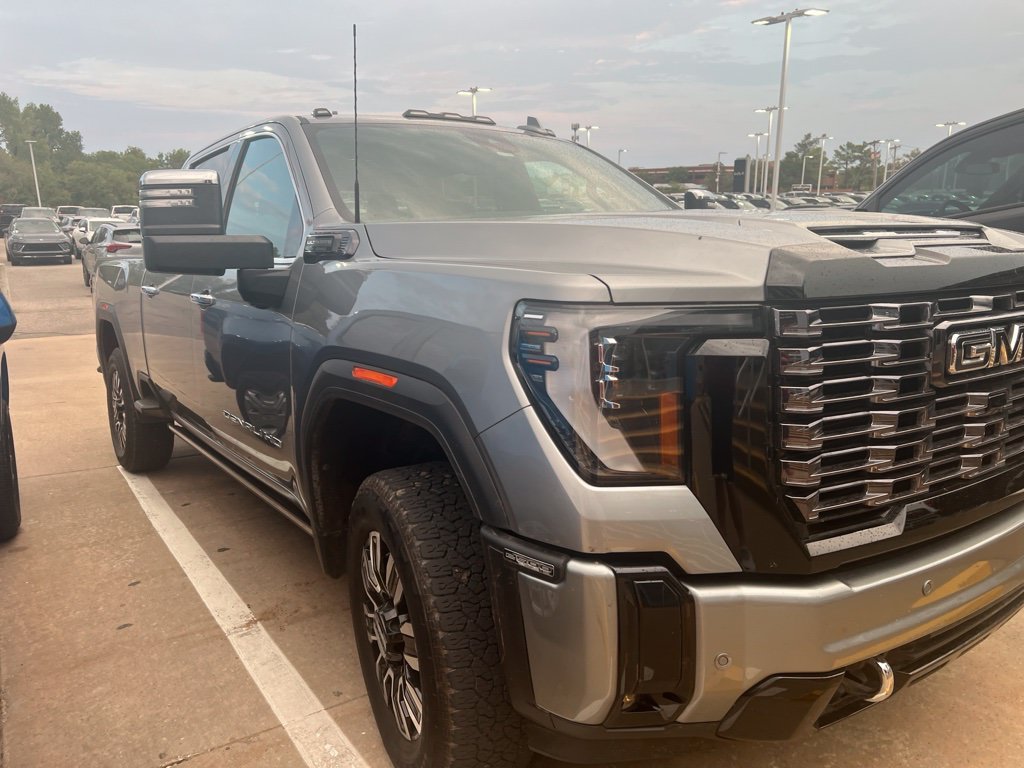 Used 2025 Gray GMC Denali Ultimate image 1