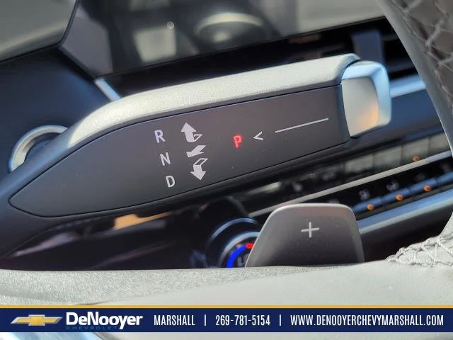2027 Chevrolet Equinox LT - Photo 22