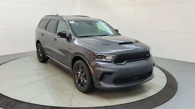 New 2026 Vapor Gray Exterior Paint Dodge GT Plus HEMI V8 image 14