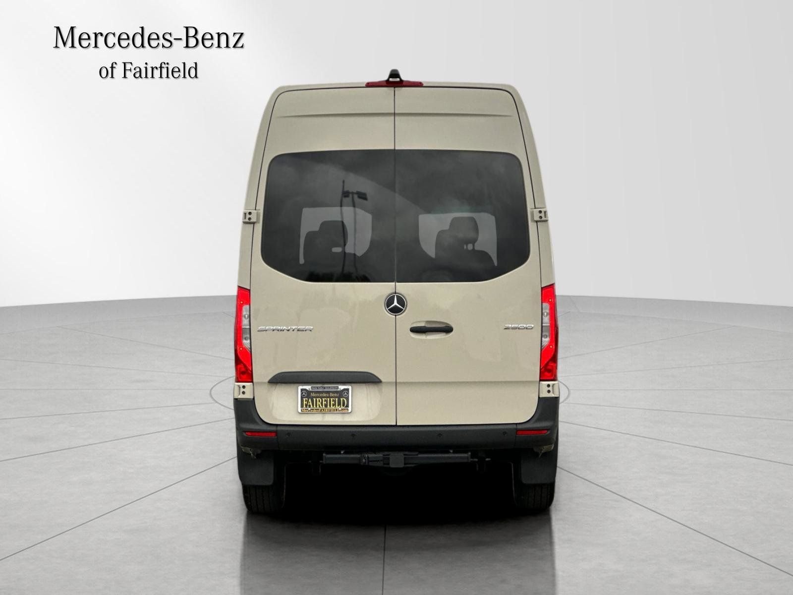 2025 Mercedes-Benz Sprinter Crew Van Base - Photo 7