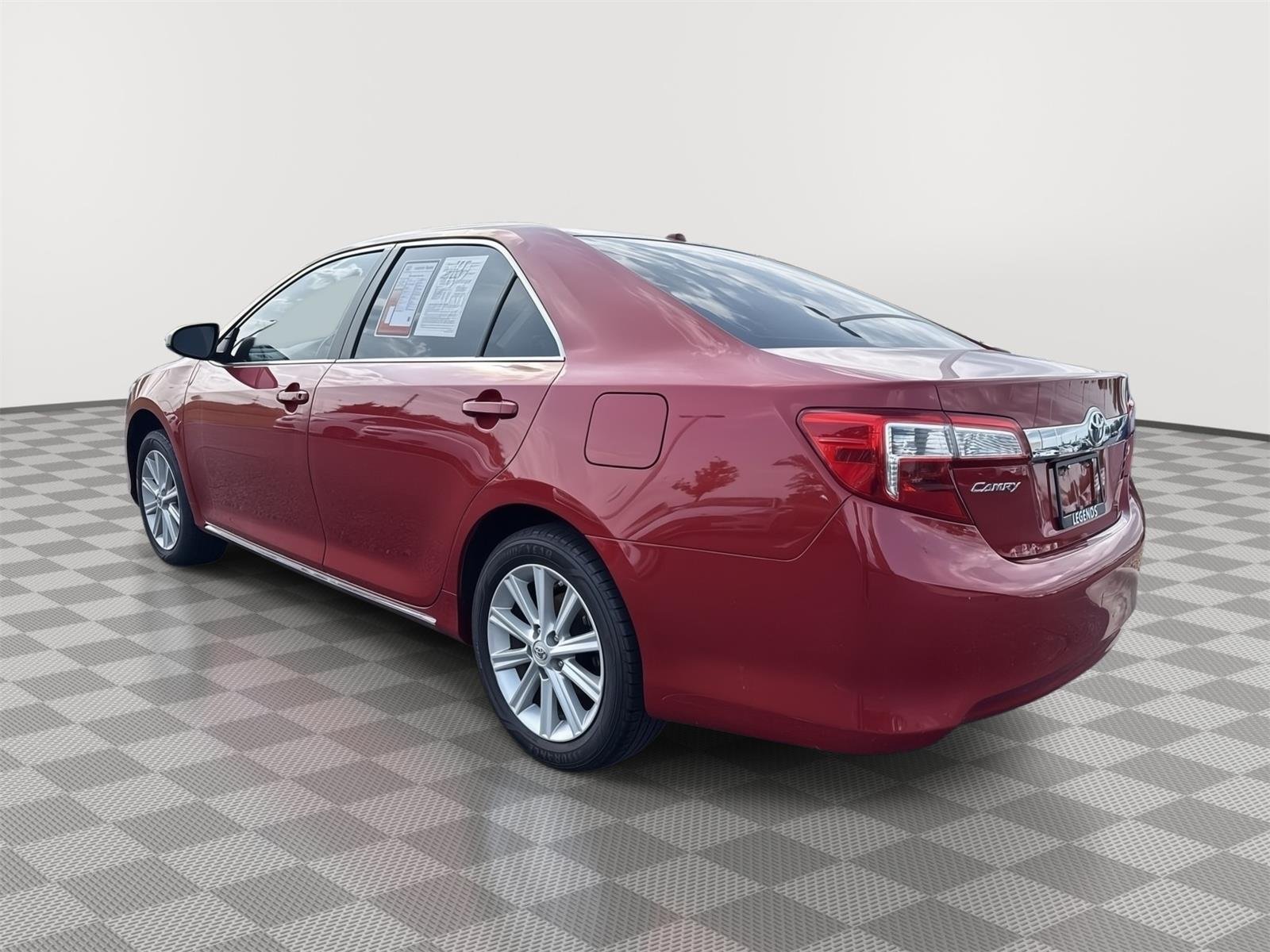 Used 2012 Barcelona Red Metallic Toyota XLE image 4