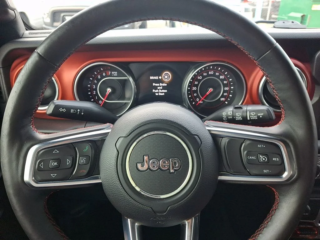 Used 2018 Granite Crystal Clearcoat Metallic Jeep Unlimited Rubicon image 20