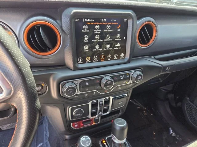 Used 2023 Black Jeep Mojave image 23